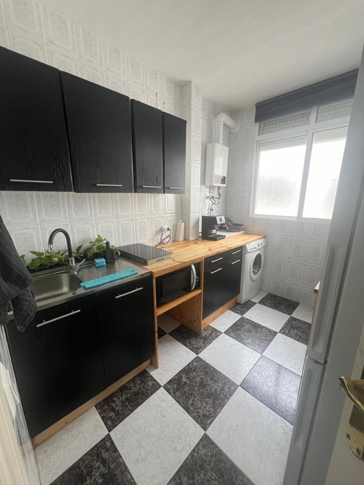 Habitacion 2 En Tercera Planta Sin Ascensor No Es Un Piso Entero! A Compartir Bano Y Cocina! Fuengirola Exterior foto